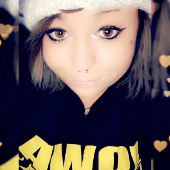 Meet your Posher, Shelbee - Picture 1 of 1